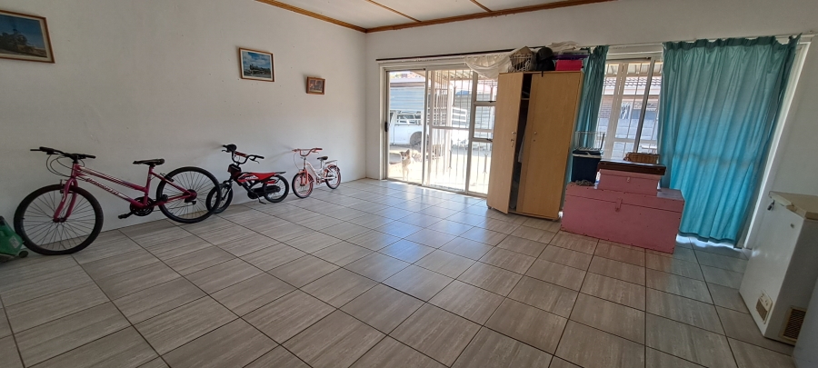 4 Bedroom Property for Sale in Riebeeckstad Free State